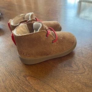 UGG Brown and Red Boots baby size 4/5